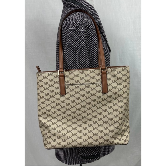 MICHAEL KORS CENTER STRIPE MORGAN MD TOTE BAG - Picture 2 of 10